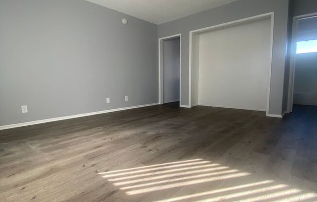 Studio, 1 bath, 425 sqft, $1,595, Unit 15