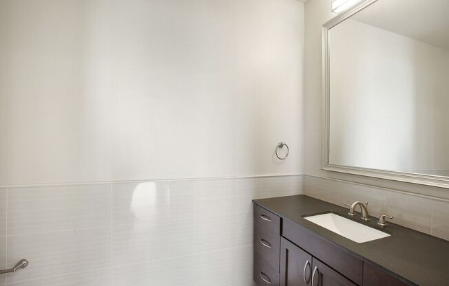 2 beds, 2.5 baths, 2,171 sqft, $9,728, Unit 1910