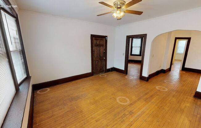 2303 N Oakland Ave