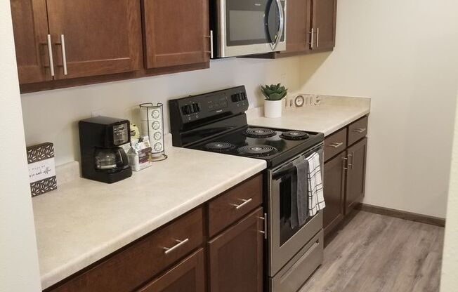 Pine Ridge Apartments