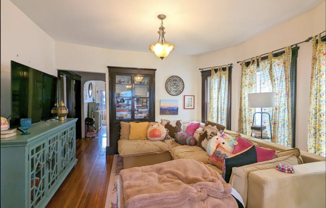 71 PRICHARD AVE