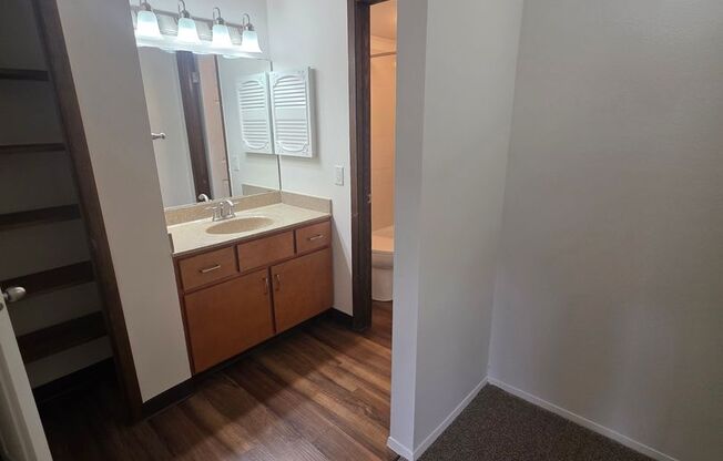 2 beds, 2 baths, 960 sqft, $1,325, Unit 21 - 101