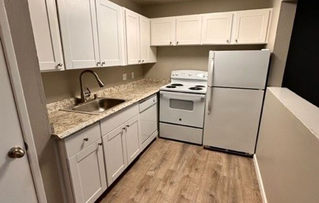 2 beds, 1 bath, 750 sqft, $1,900, Unit Unit #25