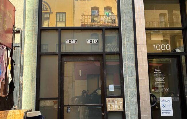 1012 GRANT AVENUE