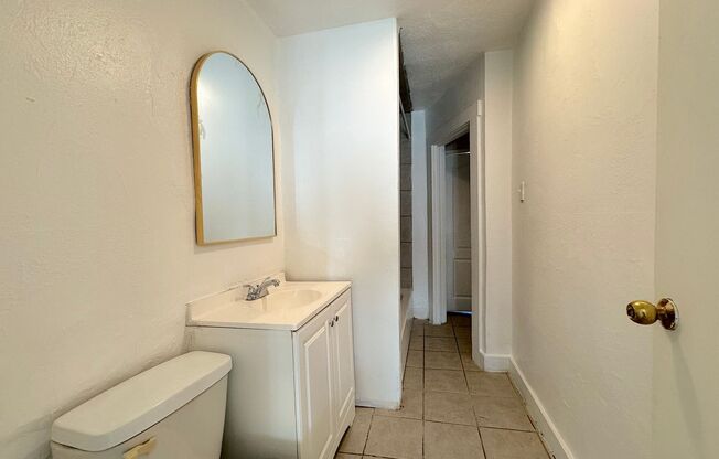 1 bed, 1 bath, 785 sqft, $875, Unit Unit A