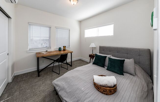 2 beds, 2 baths, 855 sqft, $1,795, Unit 5661 #203 Silverstone