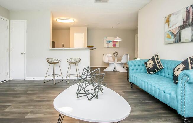 2 beds, 2 baths, 1,030 sqft, $1,625