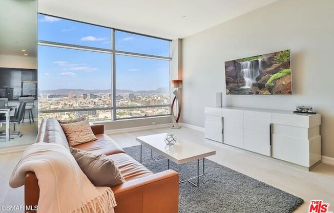 2 beds, 2.5 baths, 1,790 sqft, $8,500, Unit 34D