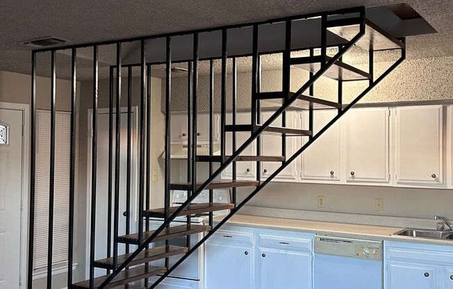 2414 W Abram # W Arlington,76013