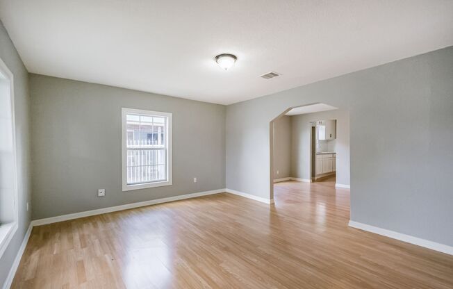 Charming Front Unit