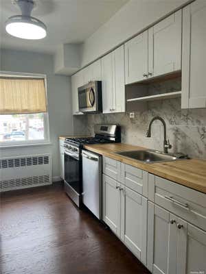 2 beds, 1 bath, 1,050 sqft, $2,900, Unit 2