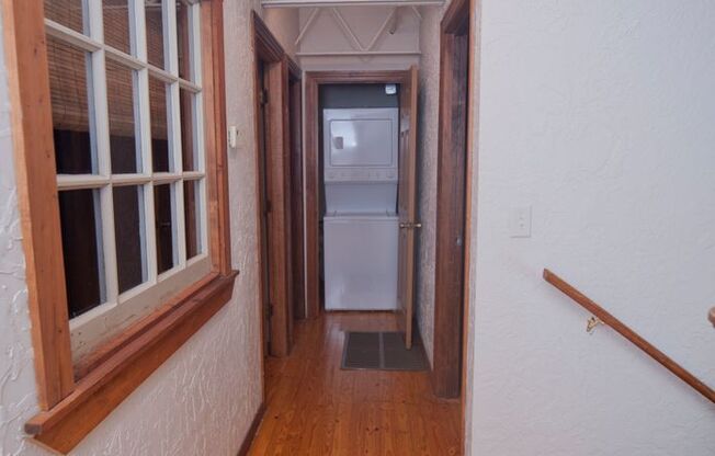 3 beds, 2 baths, 1,300 sqft, $1,625, Unit AW 101