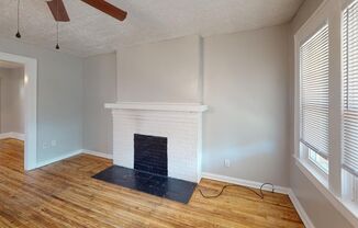 3 beds, 1 bath, $1,295, Unit 1438