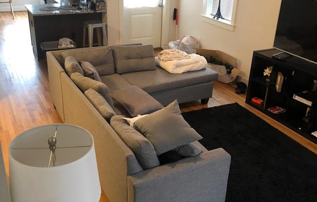 3 beds, 3 baths, 1,574 sqft, $2,450, Unit 1318-B