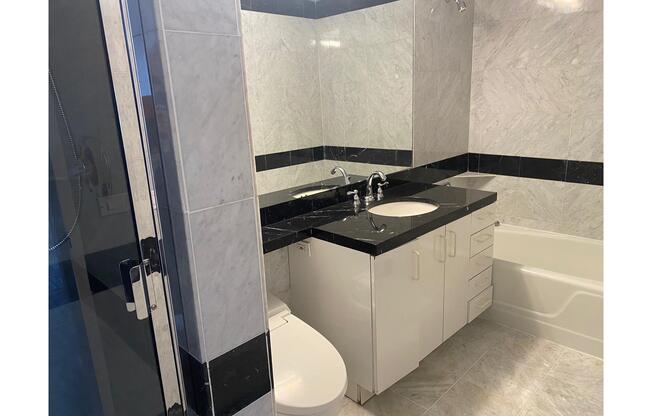 2 beds, 2.5 baths, $6,800, Unit 3603