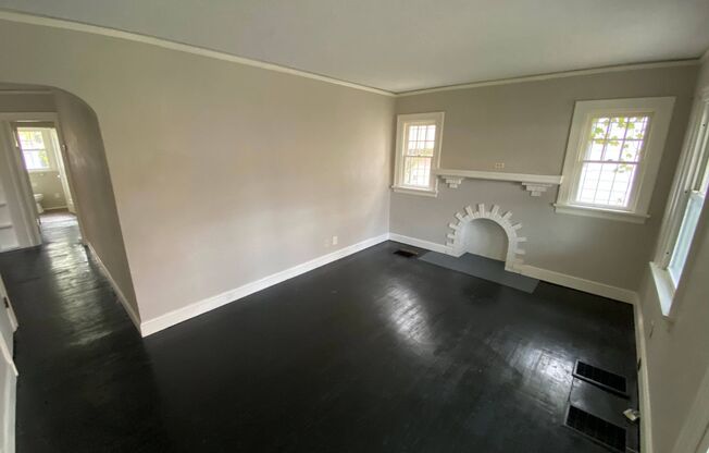 2 beds, 1 bath, 936 sqft, $799, Unit Unit 420