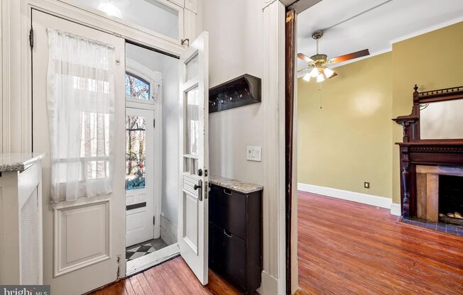 3 Bedroom Located In Historic Reservoir Hill