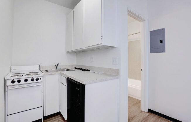 Studio, 1 bath, 265 sqft, $1,095, Unit 1428-203