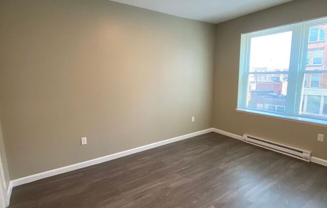 1 bed, 1 bath, 640 sqft, $1,970, Unit #410