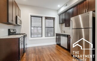 527 W Barry Ave