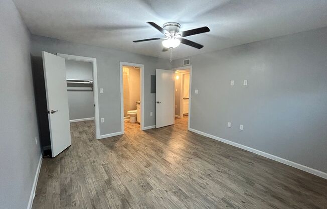 2 beds, 2 baths, 880 sqft, $1,435, Unit 2810 - 19