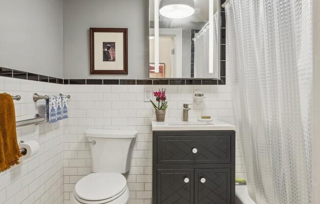 134 W 132 ST