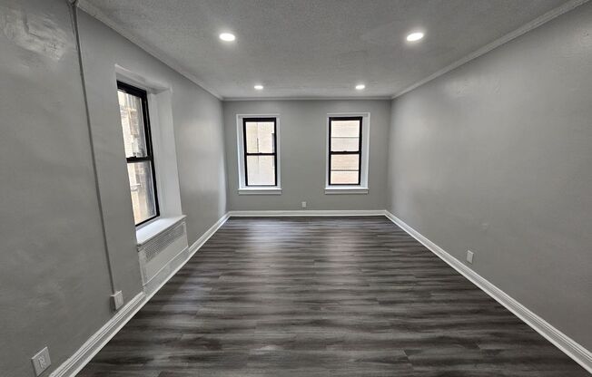 1 bed, 1 bath, 750 sqft, $1,750, Unit Apt 2L