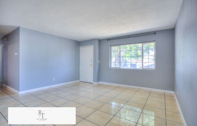 Spacious 4-Bedroom Home on Nearly 1 Acre – Fontana Unified School District