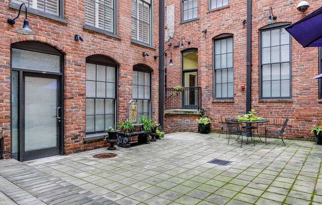 1 bed, 1 bath, 719 sqft, $1,220, Unit 203