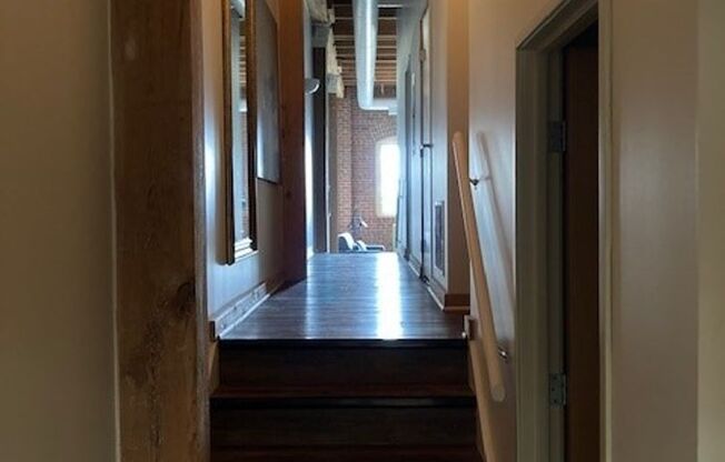 2 beds, 2 baths, 980 sqft, $1,699, Unit 630