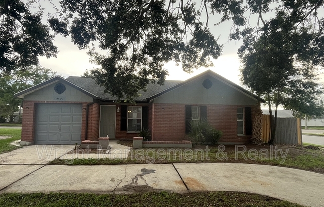 1935 SHEFFIELD CT