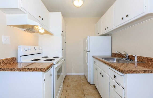 1 bed, 1 bath, 550 sqft, $1,075, Unit 1381-46
