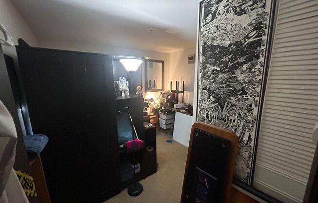 1 bed, 1 bath, $995, Unit 142