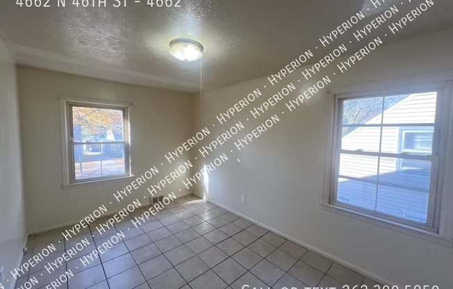 4662 N 46 ST