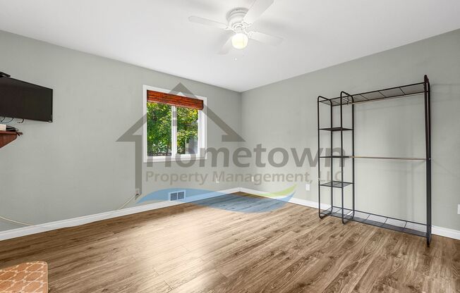 1 bed, 1 bath, $1,100, Unit Studio