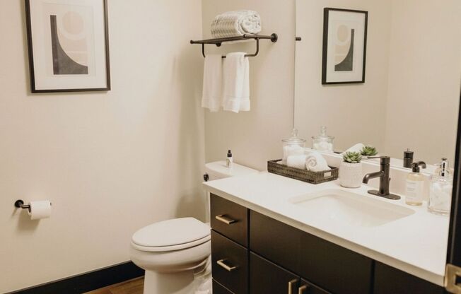 1 bed, 1 bath, 600 sqft, $1,684, Unit 209
