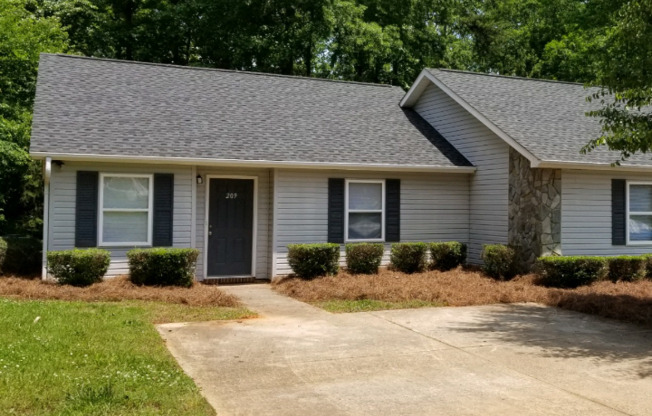 217 ISLE OF PNES RD