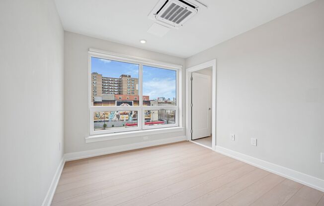 2 beds, 2 baths, 799 sqft, $2,325, Unit Unit 523