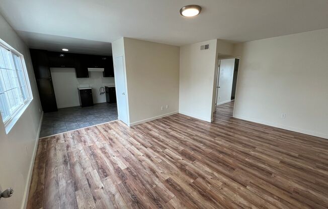 8517 Cedros Ave.