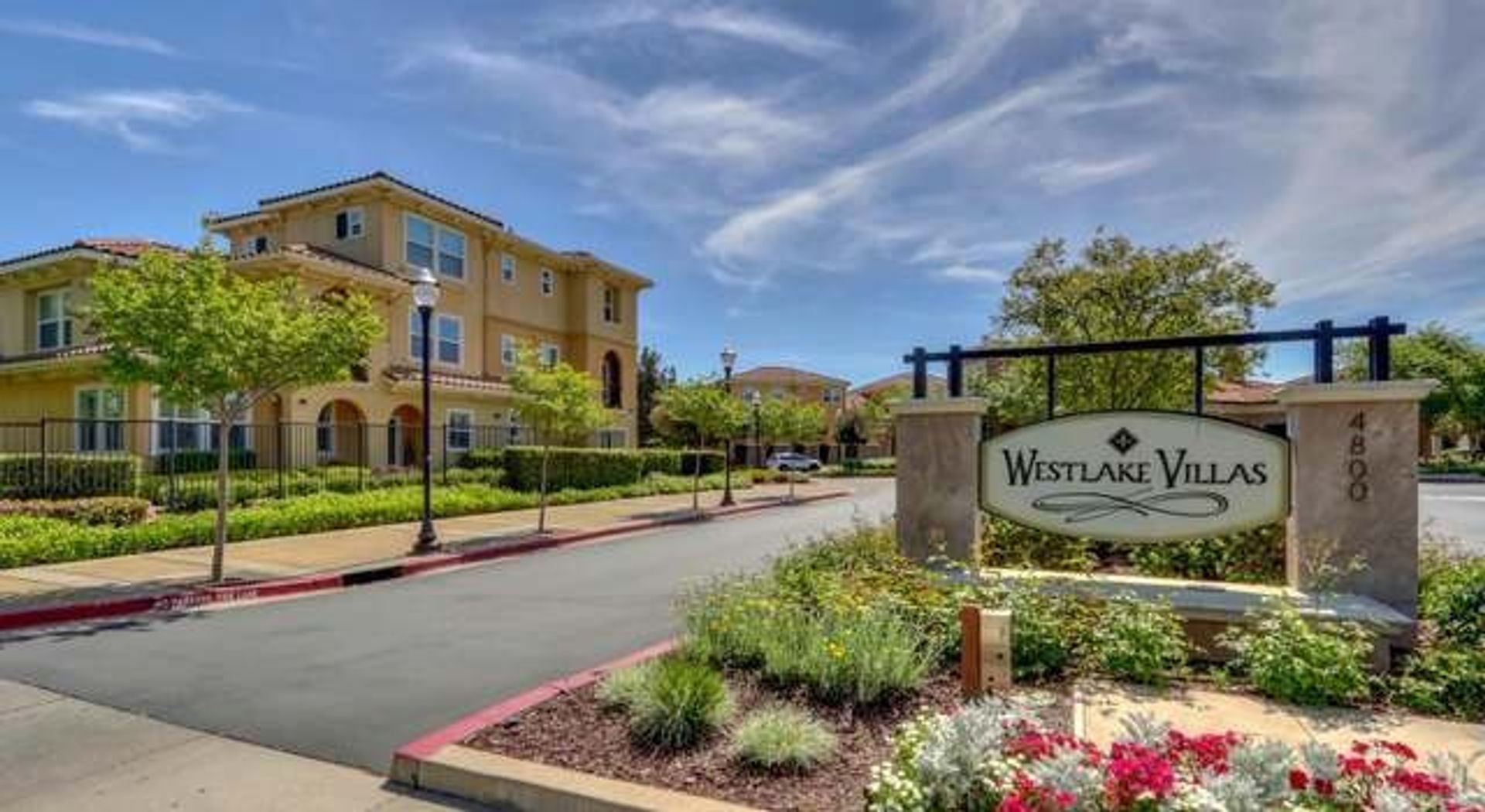 2 beds, 2.5 baths, $2,350, Unit UNIT 603