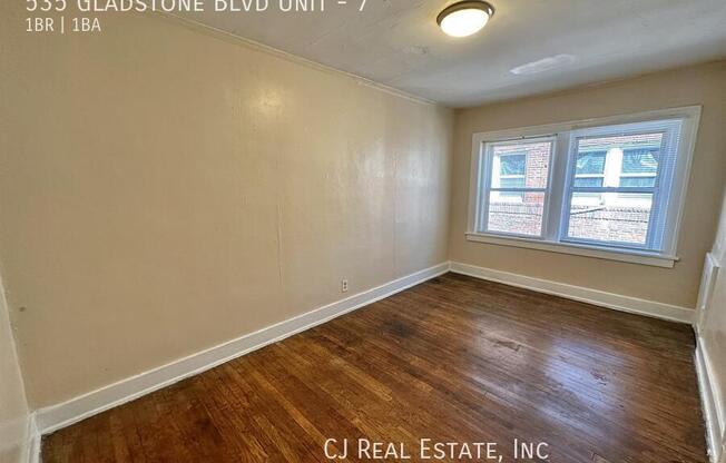 535 GLADSTONE BLVD