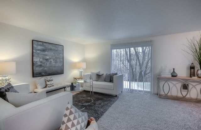 Carpeted Living Room at Fieldstone Apartments, Oregon