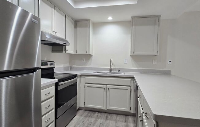 Remodeled Single Family Home, Newer Kitchen/Bathrooms, Fresh Paint, Large Yard with Pie Shape Lot!