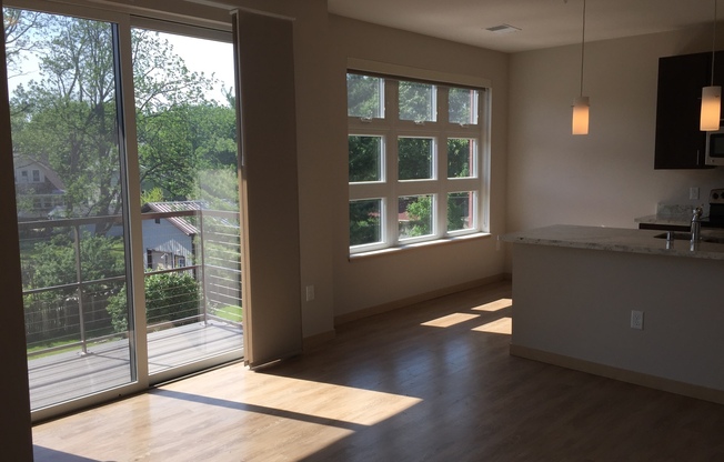 Studio, 1 bath, 515 sqft, $1,520, Unit 902-304