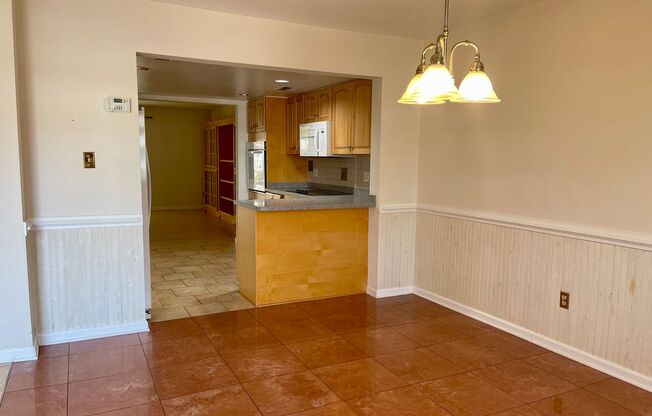 3 Bed 2.5 Bath Chesapeake Bay Townhome!
