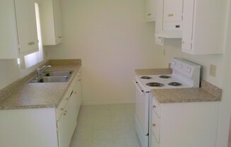 2 beds, 1 bath, 926 sqft, $2,395, Unit C