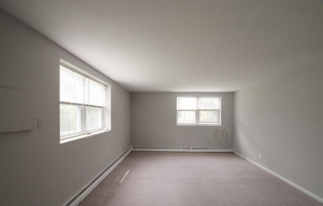 West Walnut Lane Apartments