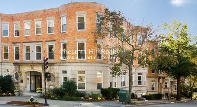 21 Fairbanks St Apt 11