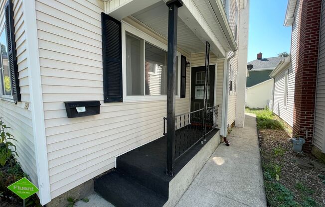 3 beds, 2 baths, $995