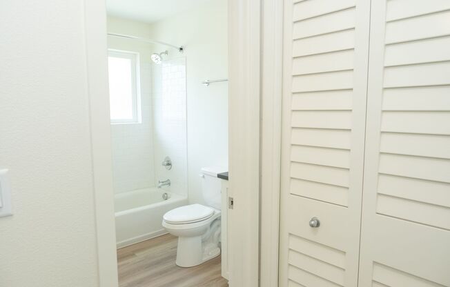 1 bed, 1 bath, 612 sqft, $1,725, Unit 66-16